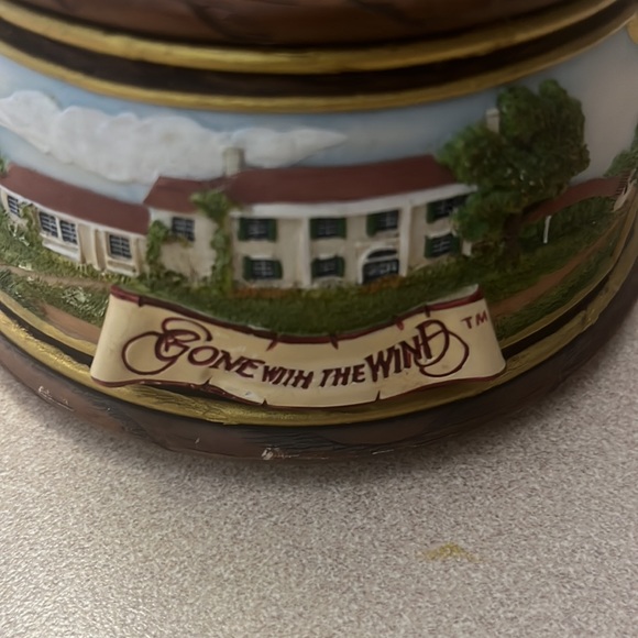 The San Francisco Music Box Company Gone with The Wind . Musical Snow Globe - Picture 3 of 8